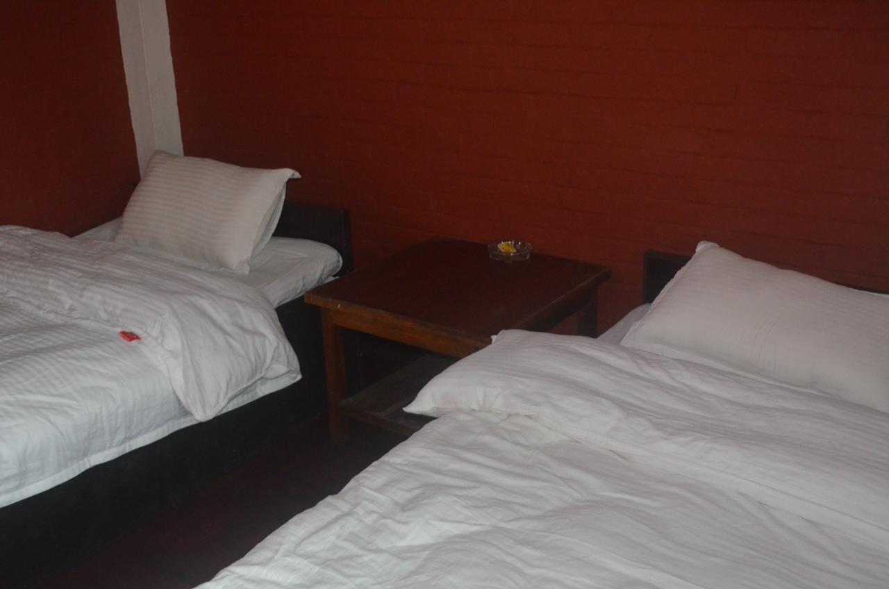 Hotel Holiday Inn Катманду Экстерьер фото